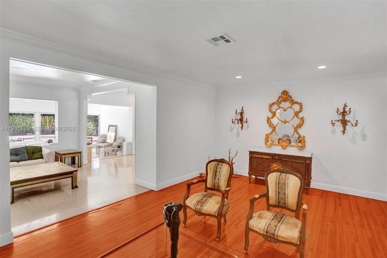 3920 Monserrate St, Coral Gables, FL 33134 Photo