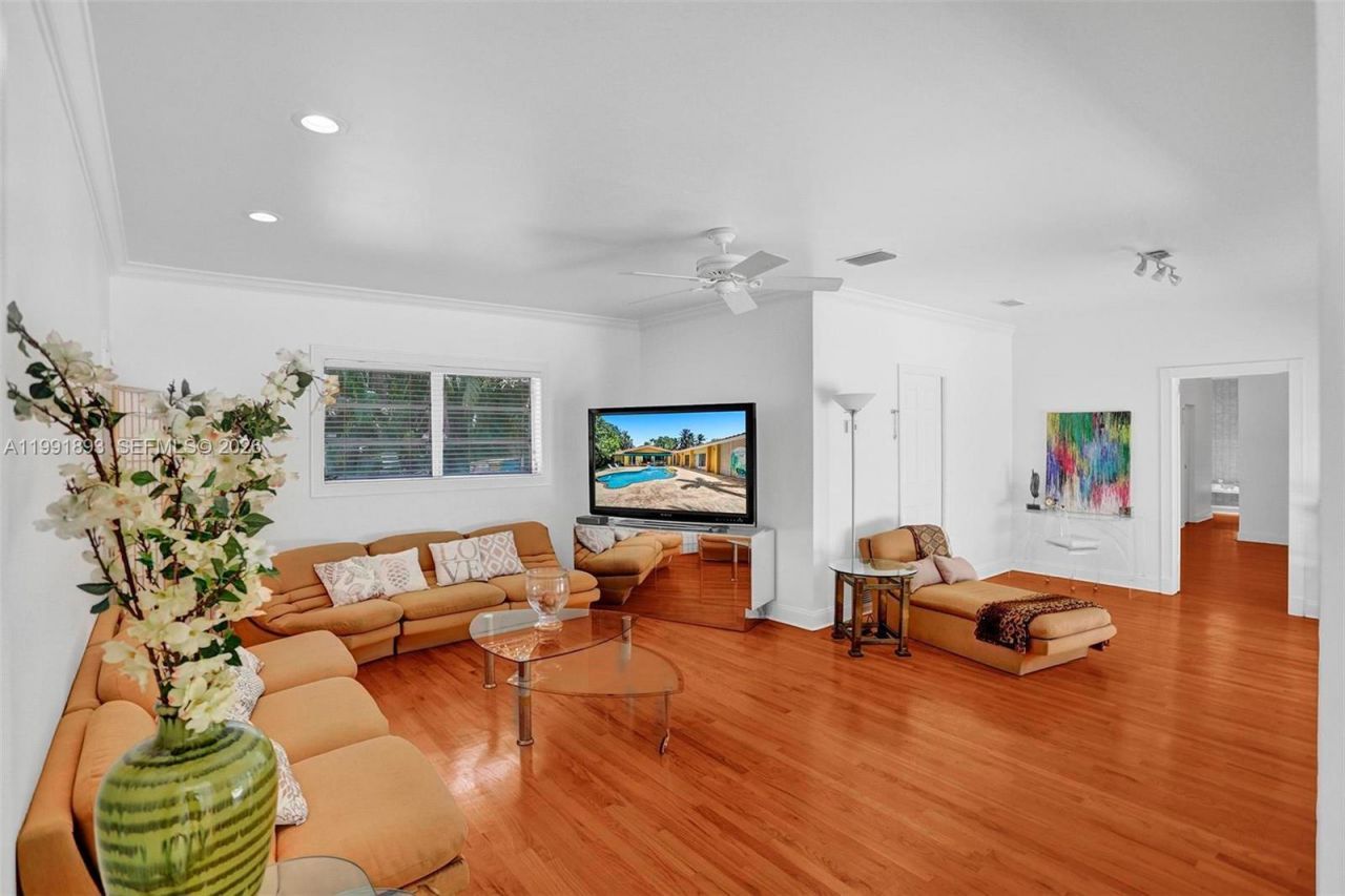 3920 Monserrate St, Coral Gables, FL 33134 Photo
