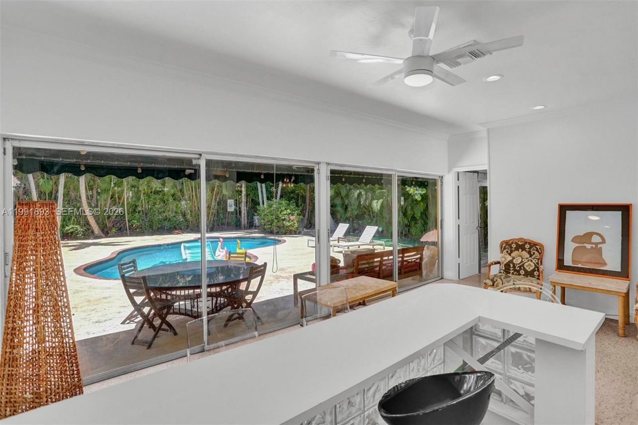 3920 Monserrate St, Coral Gables, FL 33134 Photo