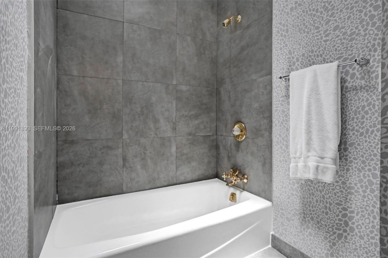 3920 Monserrate St , Coral Gables, FL 33134 Photo