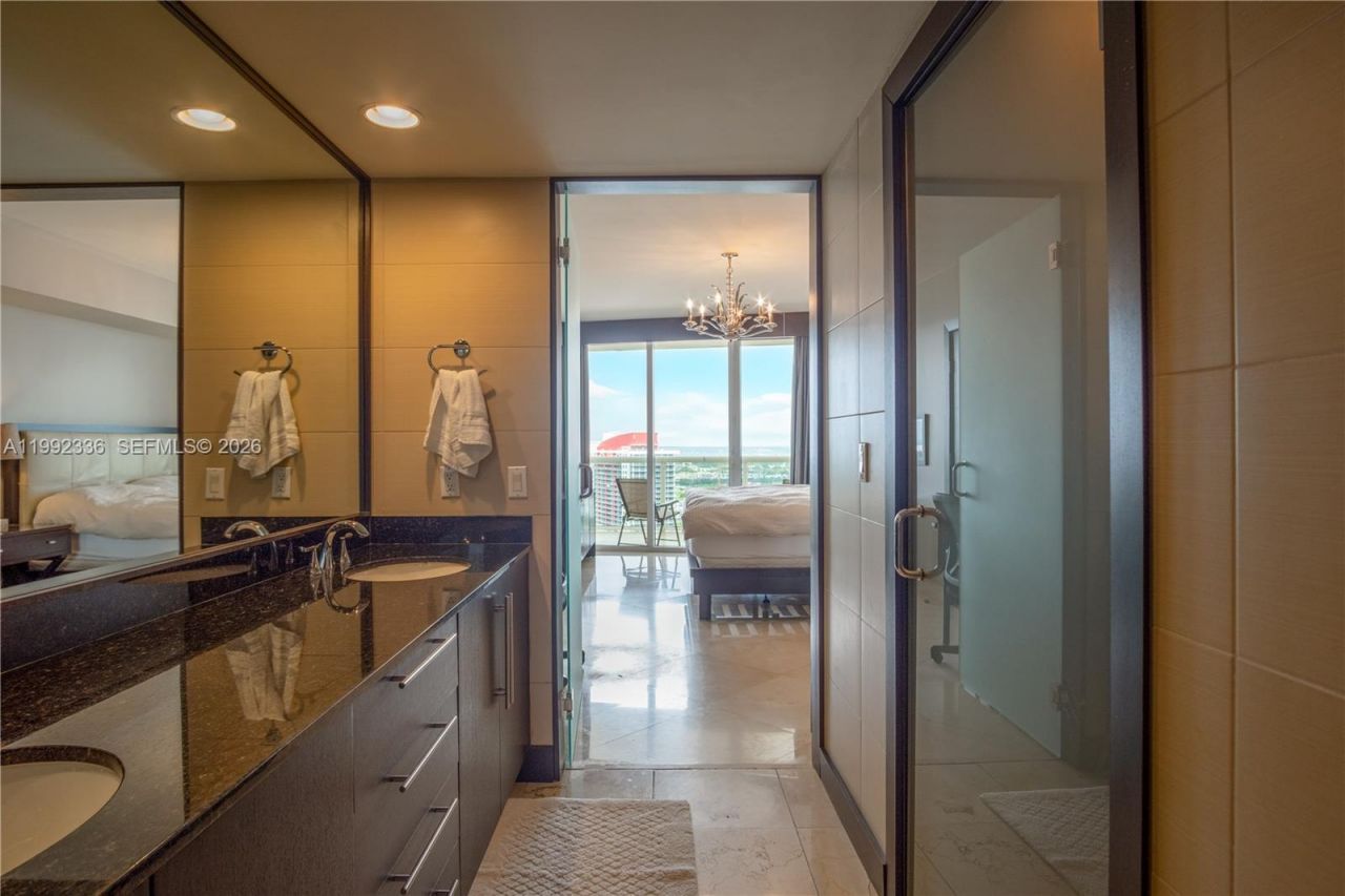 1850 S Ocean Dr , Unit 3509, Hallandale Beach, FL 33009 Photo