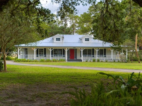 1270 Riverbend Drive , La Belle, FL 33935