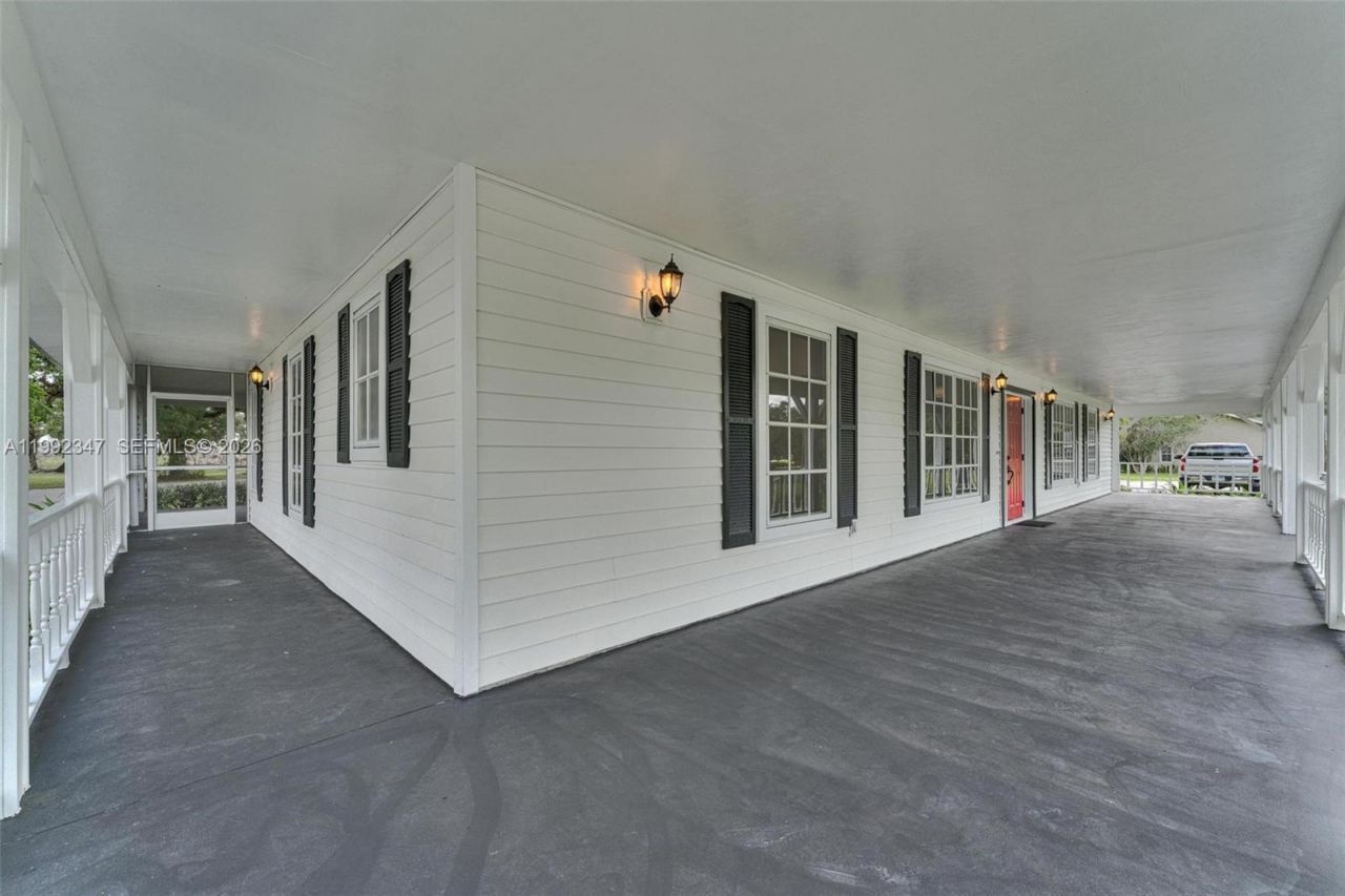 1270 Riverbend Drive , La Belle, FL 33935 Photo