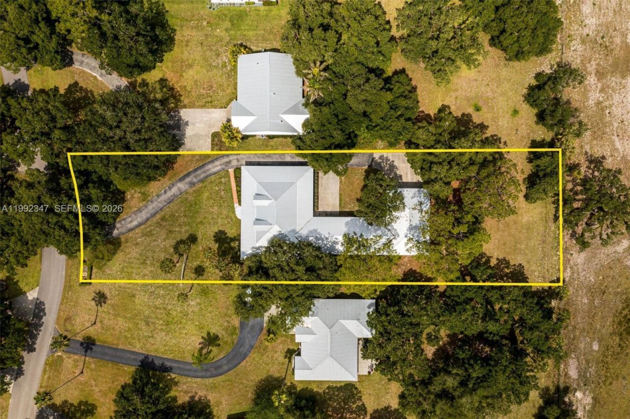 1270 Riverbend Drive , La Belle, FL 33935 Photo