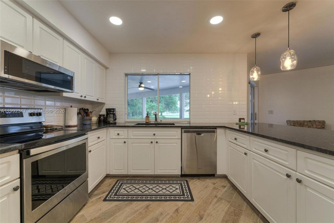 1270 Riverbend Drive , La Belle, FL 33935 Photo