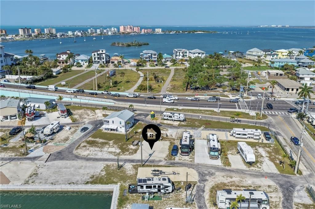 19281 #43 San Carlos Blvd, Fort Myers Beach, FL 33931 Photo