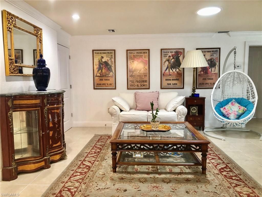 283 Cypress Way W, Naples, FL 34110 Photo