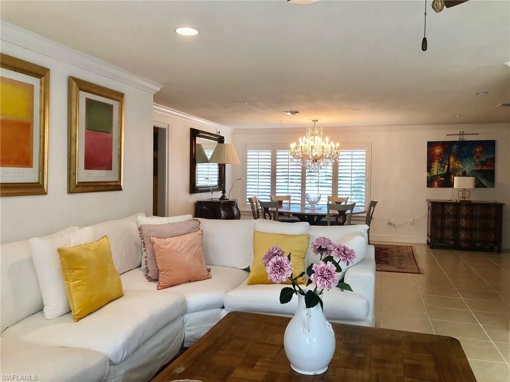 283 Cypress Way W, Naples, FL 34110 Photo