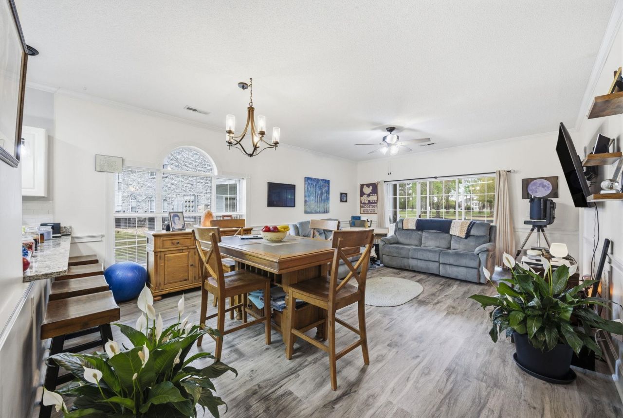 4665 Wild Iris Dr. Photo 11