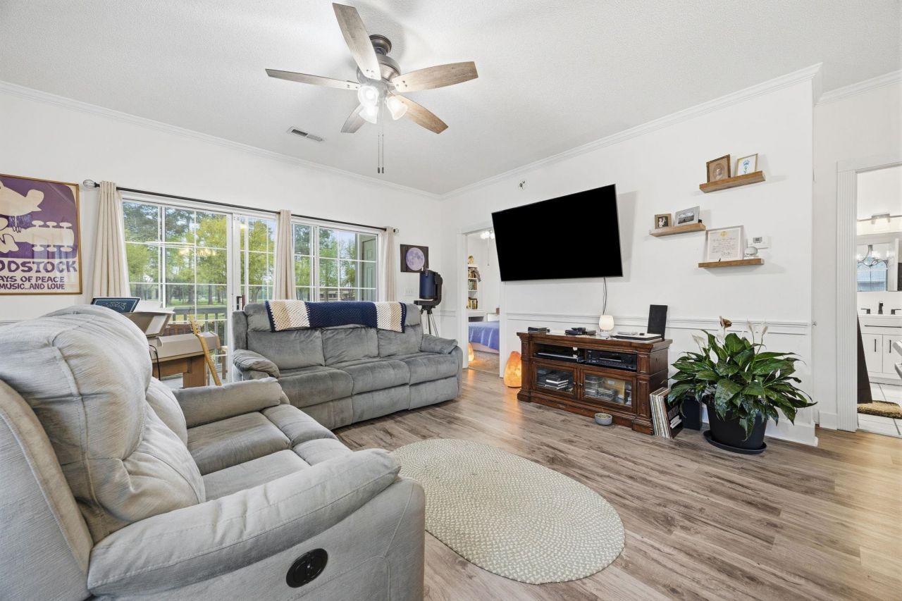 4665 Wild Iris Dr. Photo 6