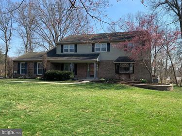 1465 CANDLEBROOK DRIVE, DRESHER, PA 19025