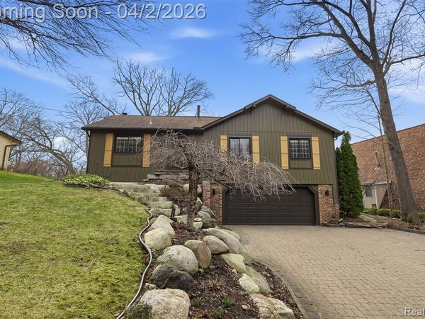 1929 Ridge Road, White Lake Twp, MI 48383