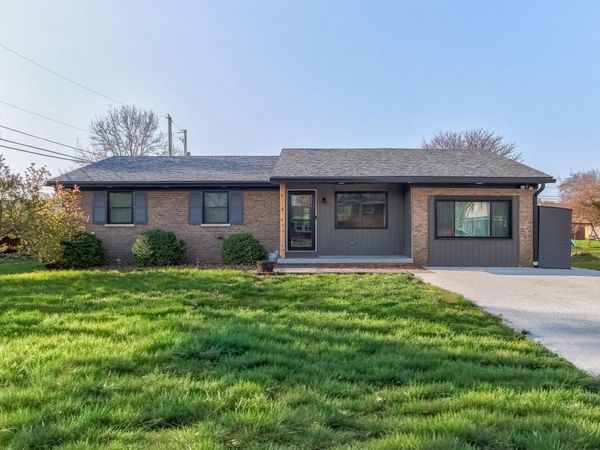 2901 Eastbrooke Drive, Evansville, IN 47711