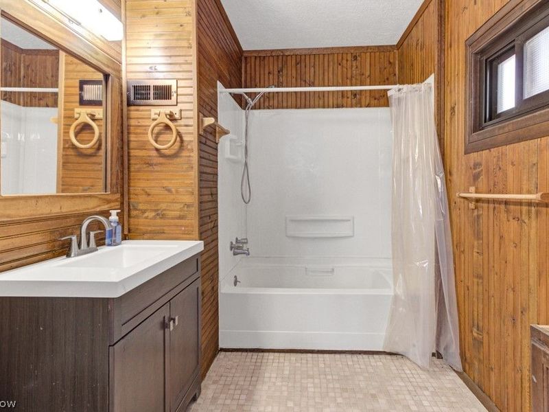 8087 2nd Drive SW, Bowerston, OH 44695 Photo 24