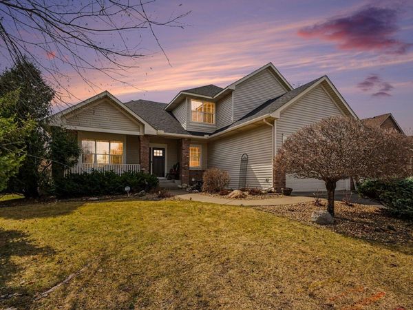 758 Heron Avenue N, Oakdale, MN 55128