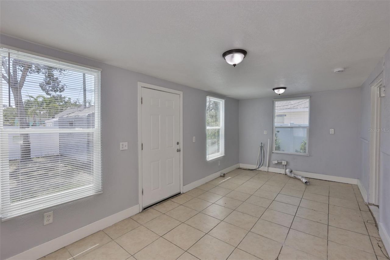 4736 5th Avenue S, Saint Petersburg, FL 33711 Photo