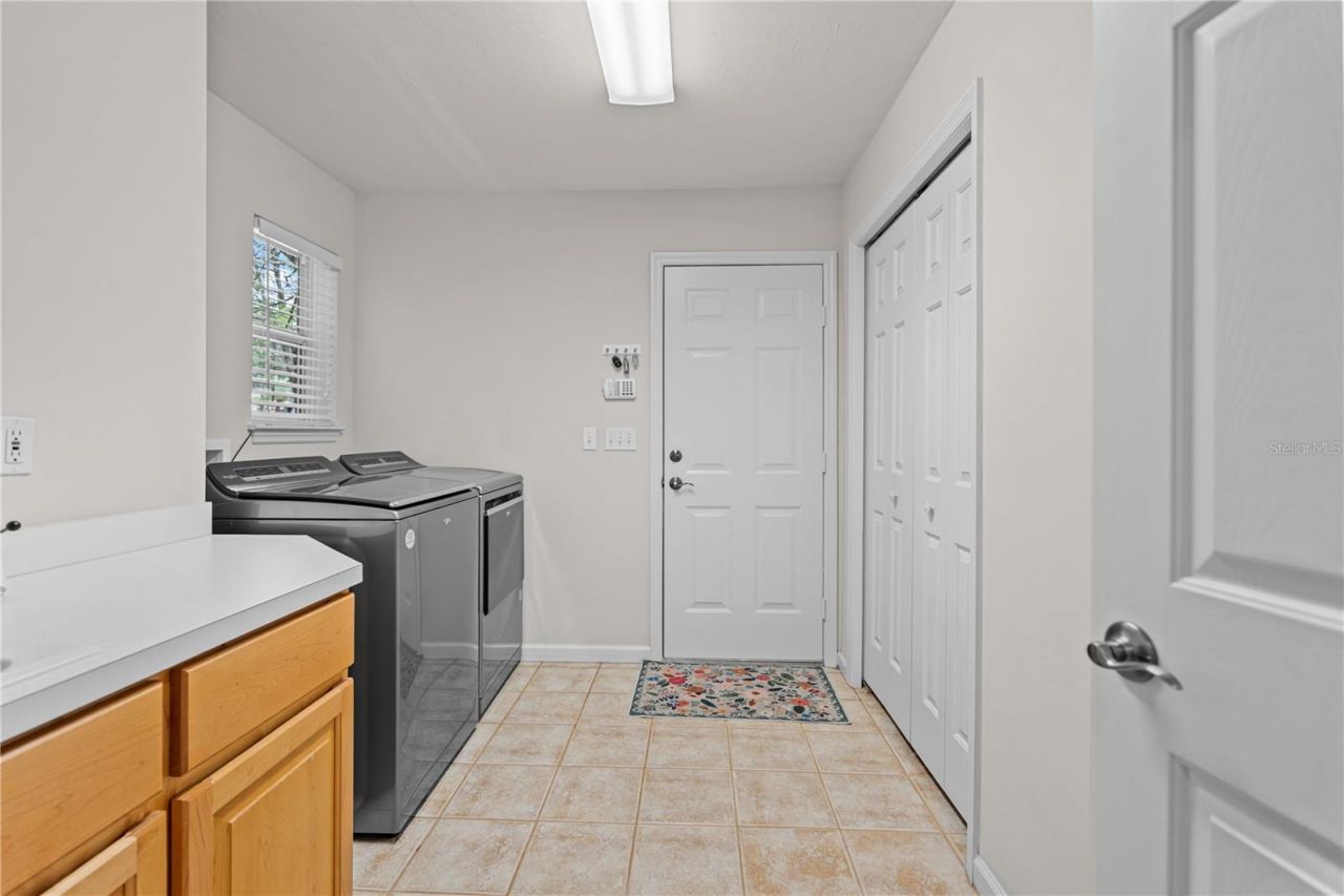 3212 SW 98th Drive, Gainesville, FL 32608 Photo