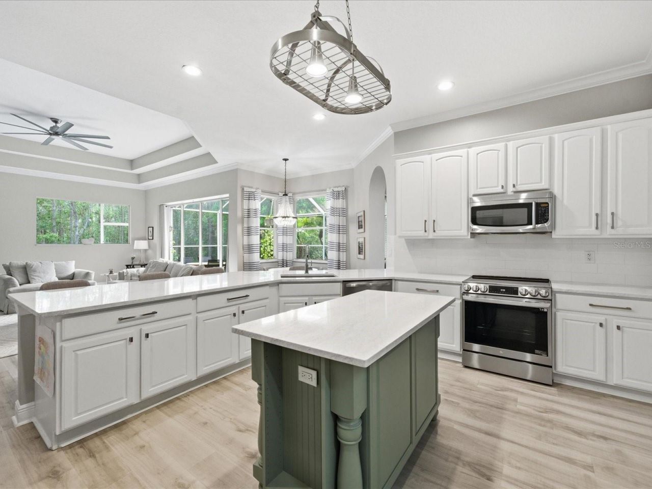 18931 Chaville Road, Lutz, FL 33558 Photo