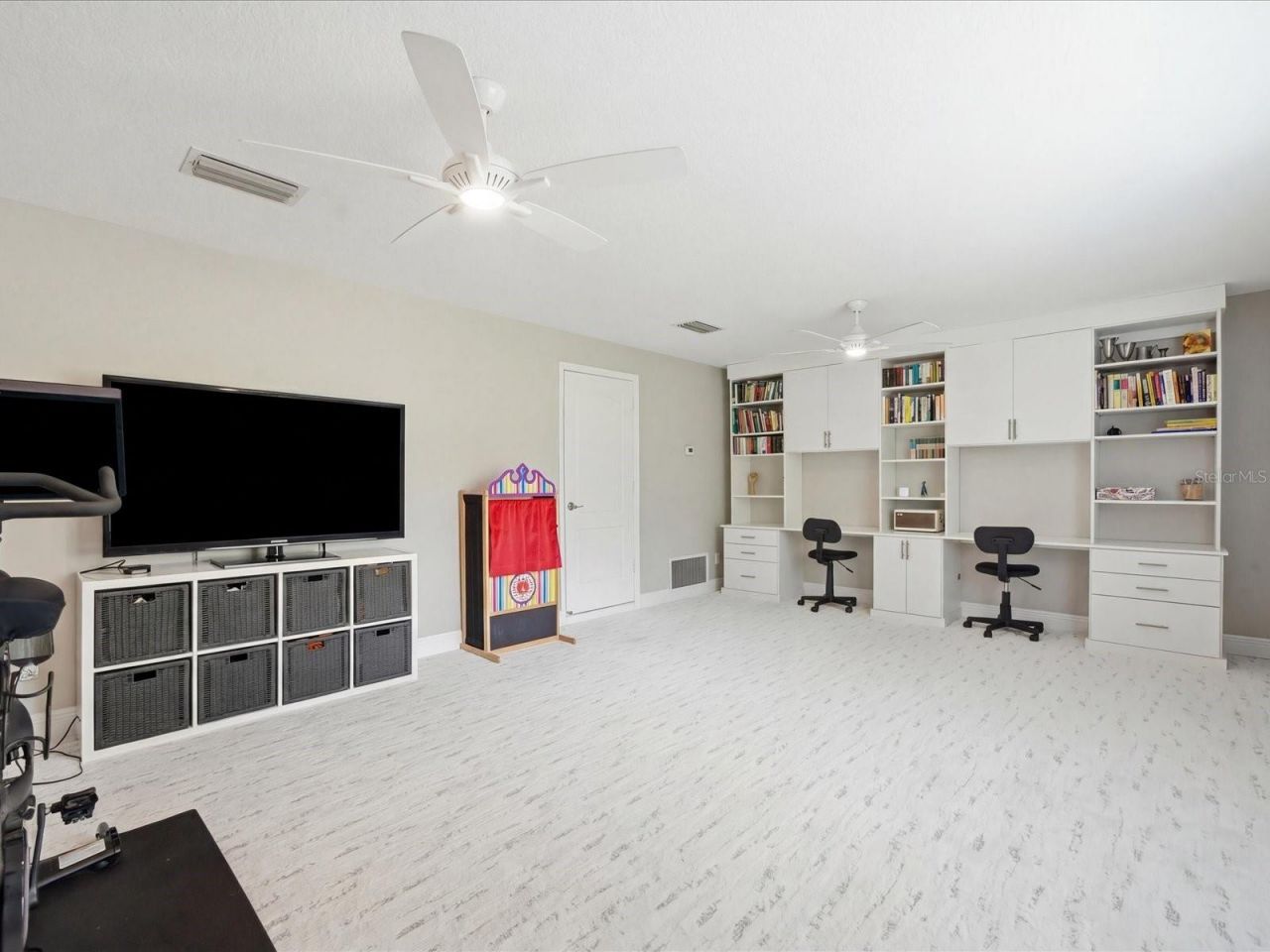 18931 Chaville Road, Lutz, FL 33558 Photo