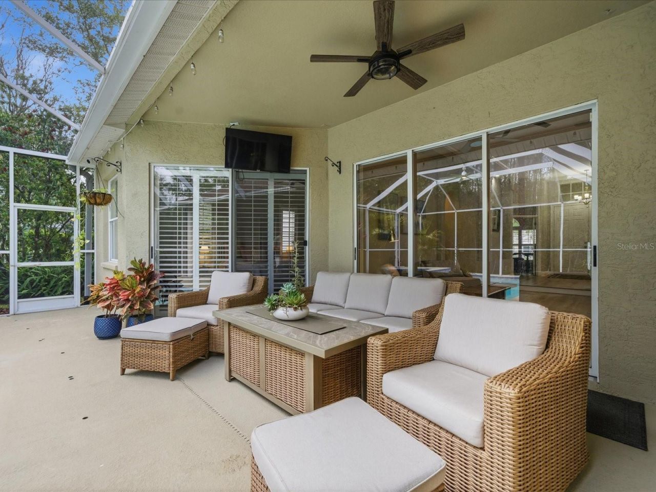 18931 Chaville Road, Lutz, FL 33558 Photo