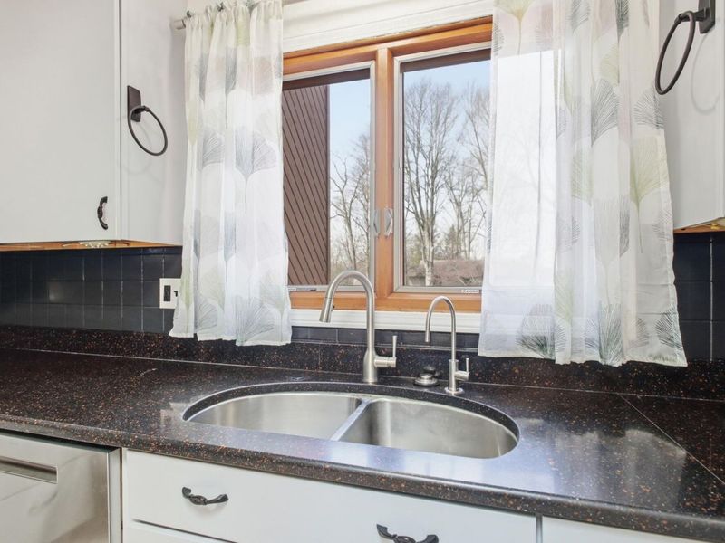 438 Merrick Drive, Beavercreek, OH 45434 Photo 16