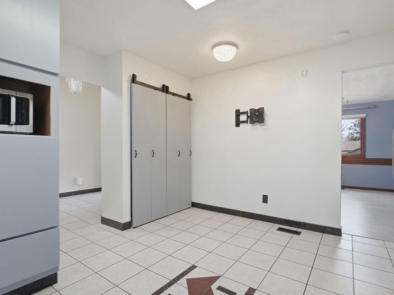 438 Merrick Drive, Beavercreek, OH 45434 Photo 17