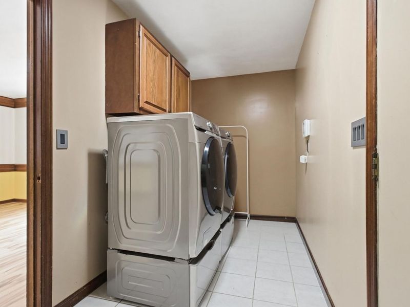 438 Merrick Drive, Beavercreek, OH 45434 Photo 23