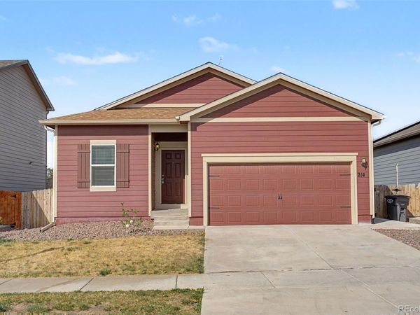 214 Zachary Street , Keenesburg, CO 80643