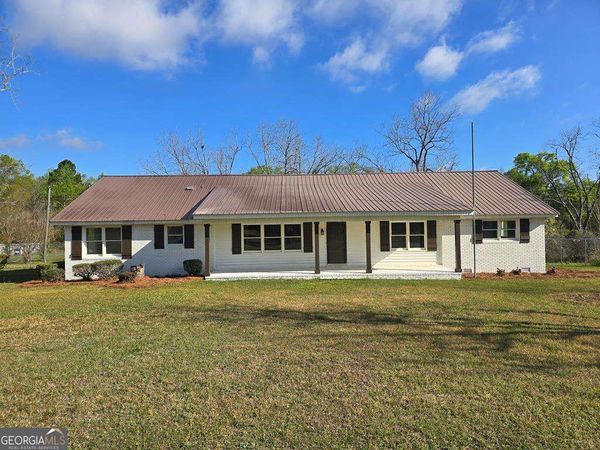 123 Preston Drive, Fitzgerald, GA 31750