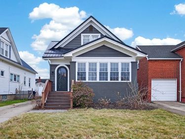 121 Ridgewood Road, Buffalo, NY 14220