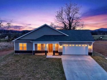 230 LANGLEY DR, WAYNESBORO, VA 22980