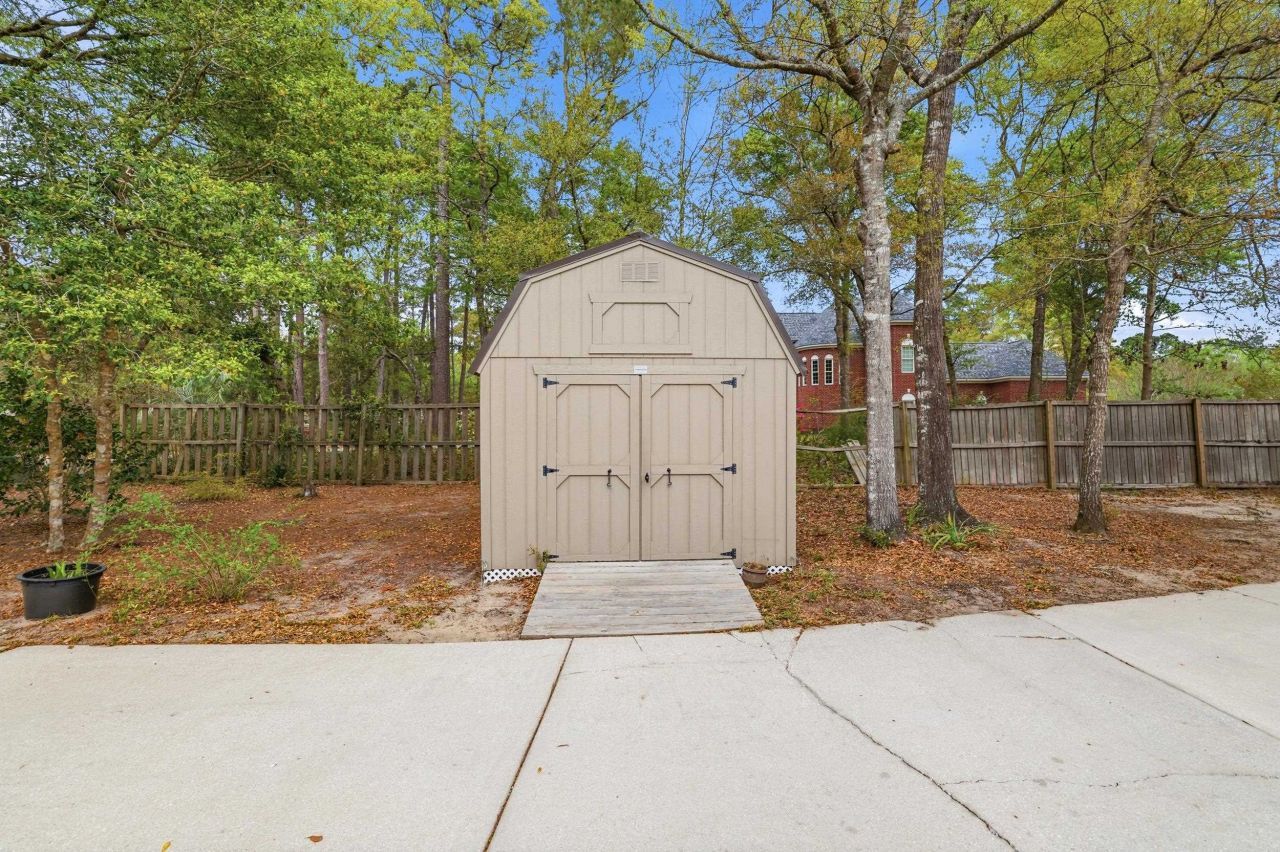 172 Half Moon Trail Photo 12