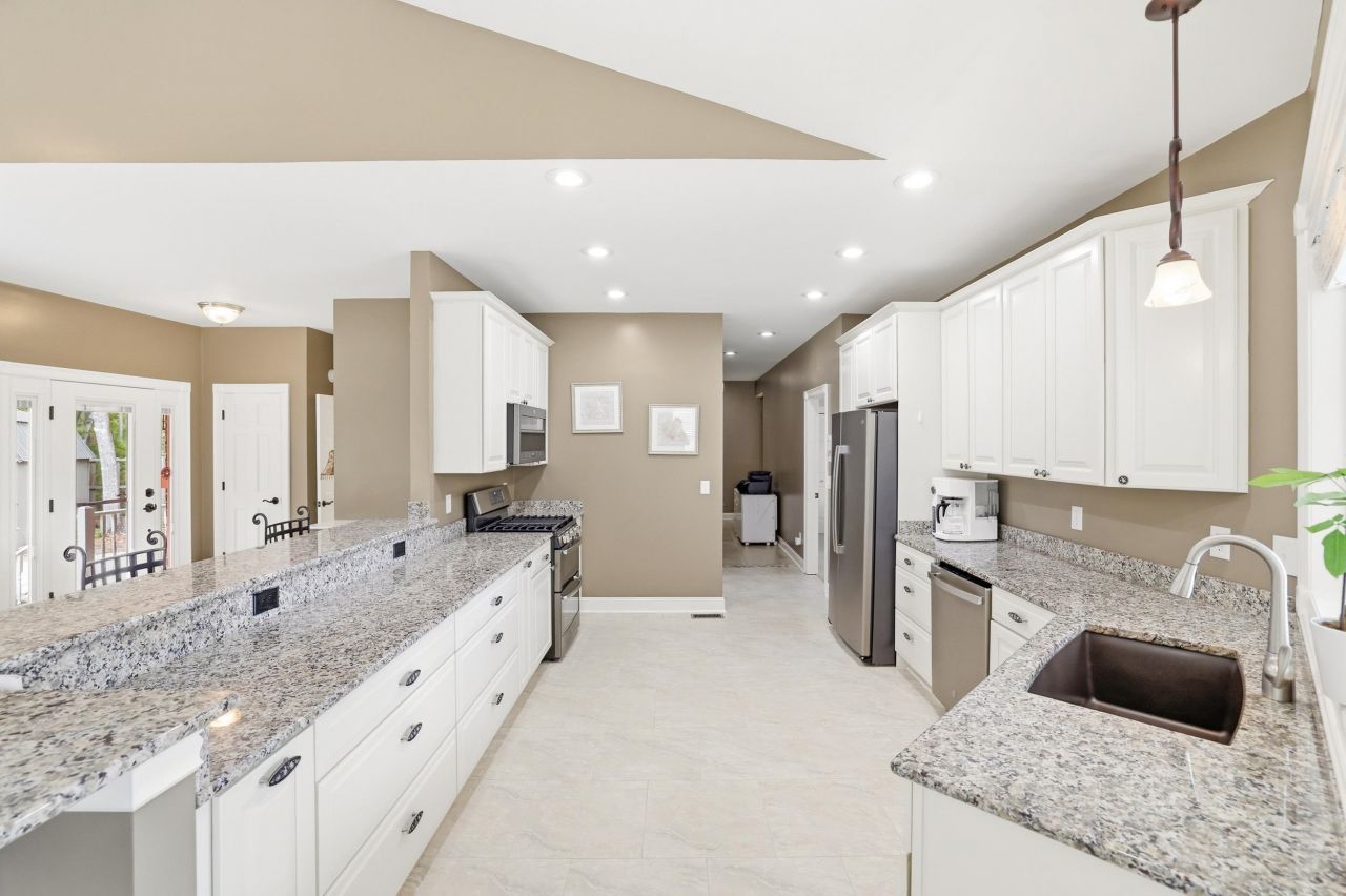 172 Half Moon Trail Photo 22