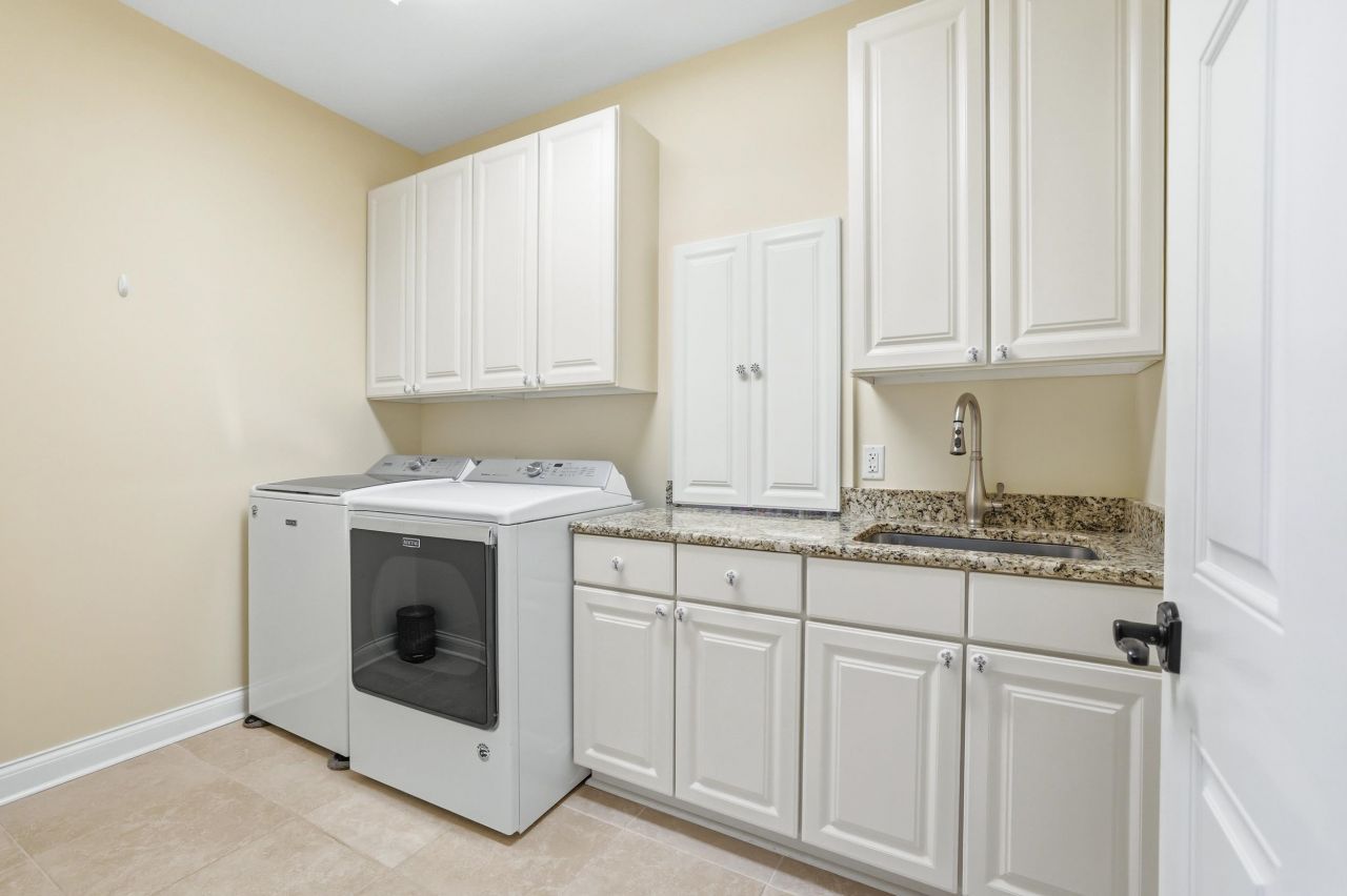 172 Half Moon Trail Photo 40