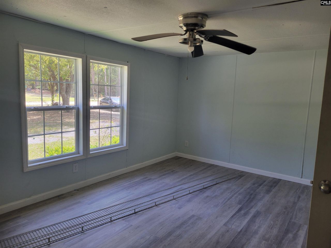 151 Sandpit Court Photo 11