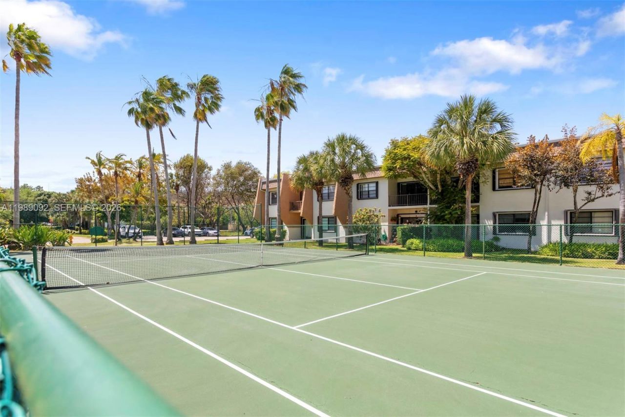 8287 SW 128th St , Unit 109, Pinecrest, FL 33156 Photo