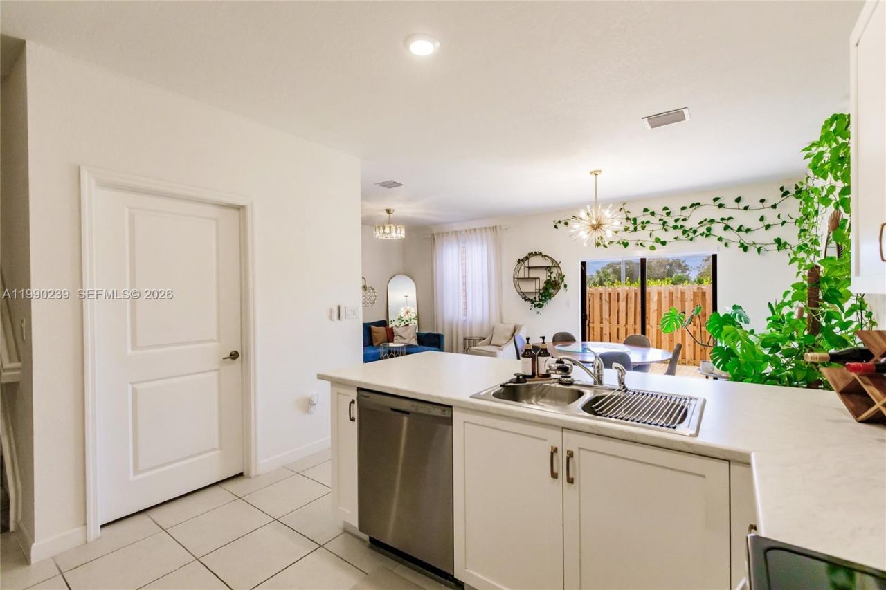 1443 SW 54 Terrace, North Lauderdale, FL 33068 Photo