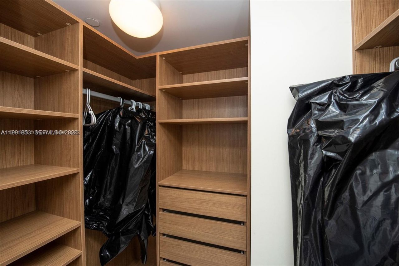 1331 Brickell Bay Dr , Unit 903, Miami, FL 33131 Photo