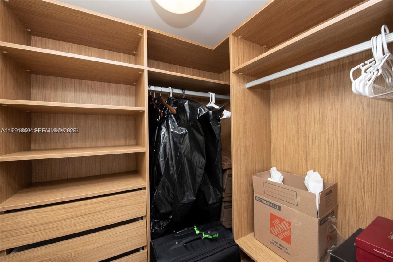 1331 Brickell Bay Dr , Unit 903, Miami, FL 33131 Photo