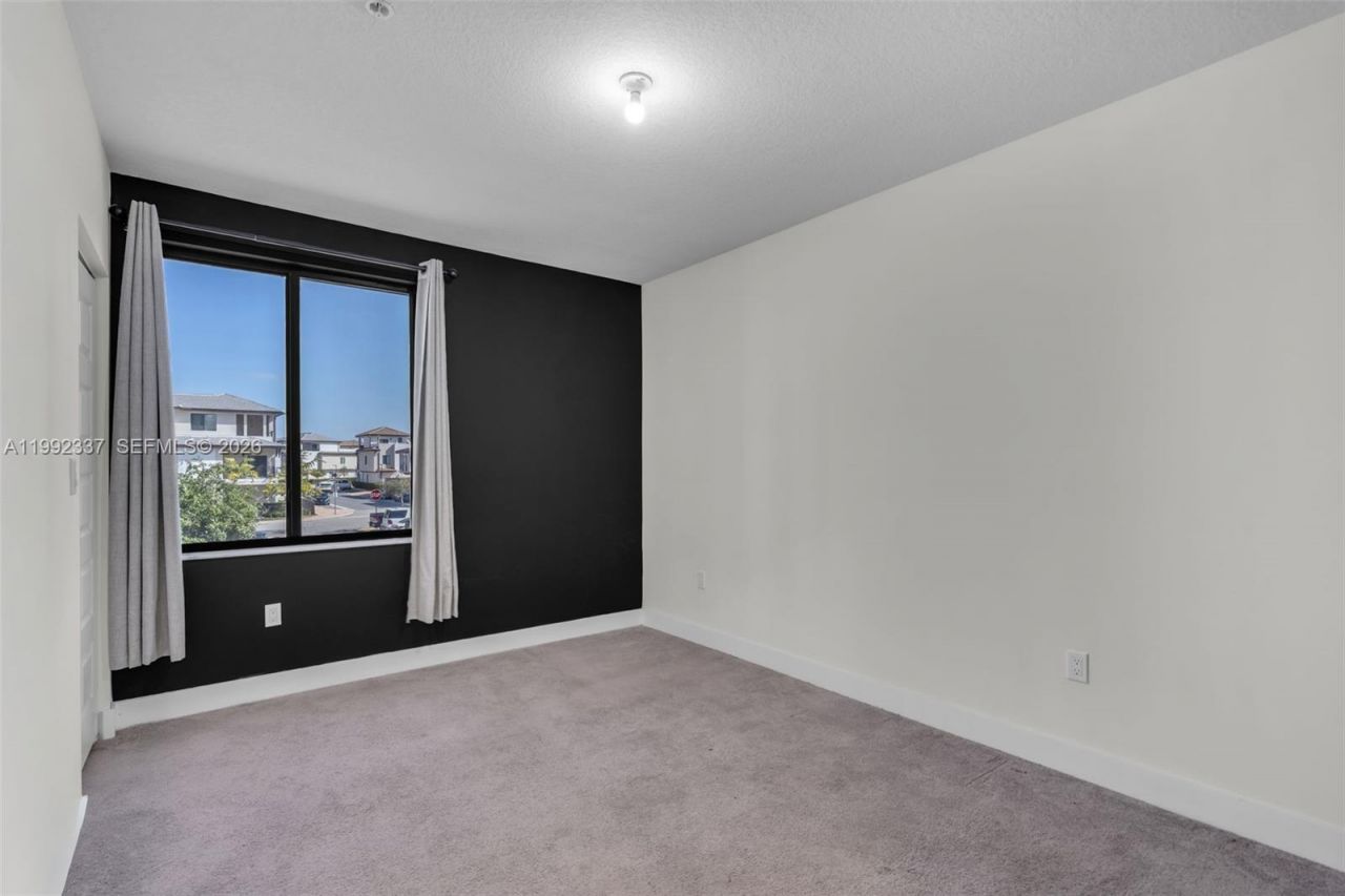 8363 NW 41st St , Unit A-109, Doral, FL 33166 Photo