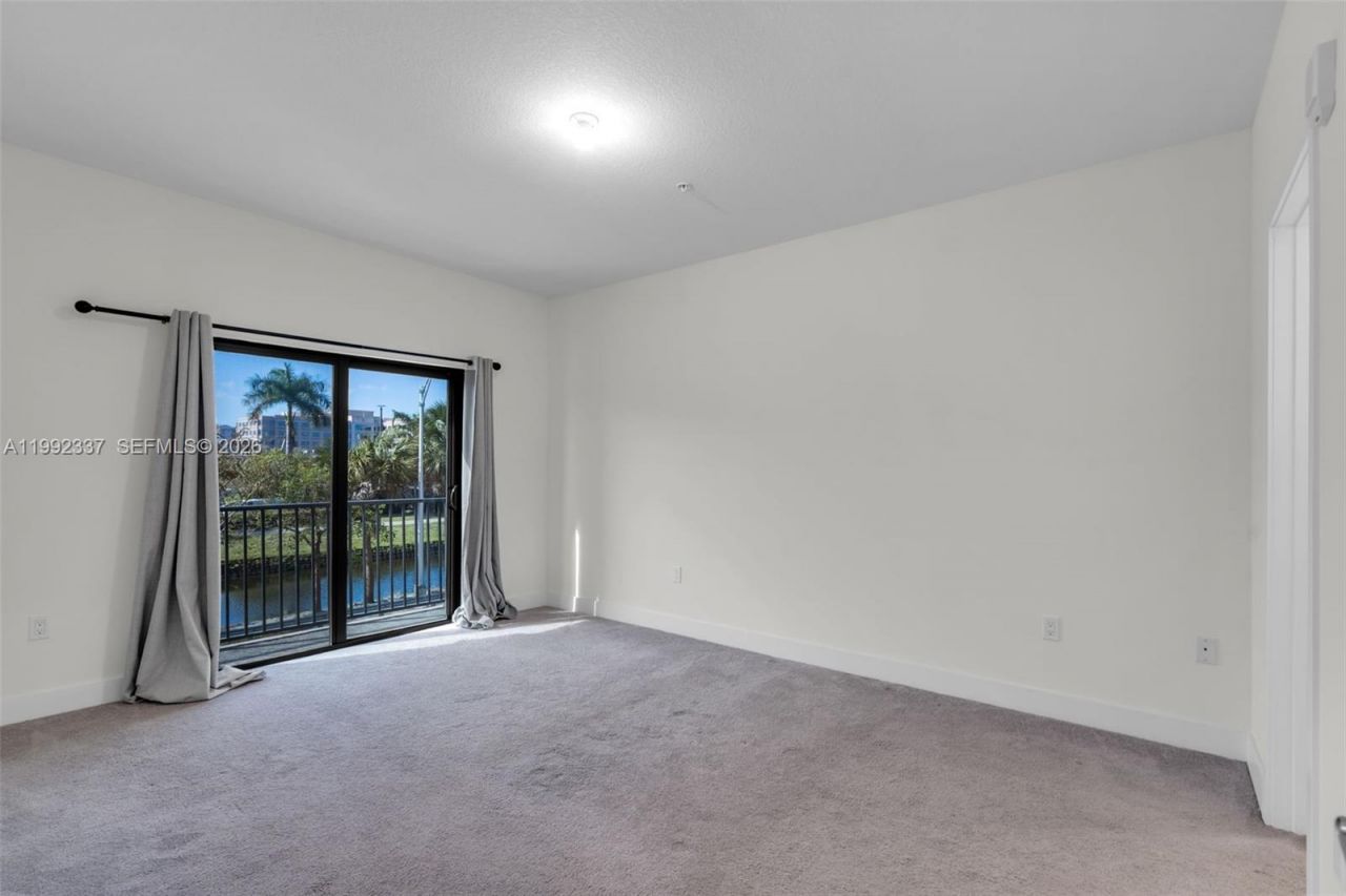 8363 NW 41st St , Unit A-109, Doral, FL 33166 Photo