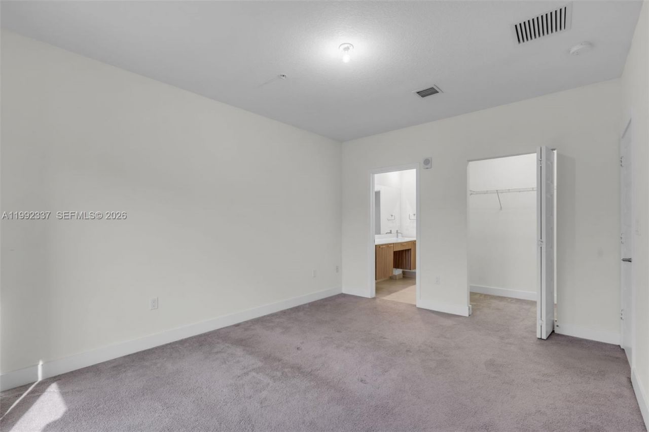 8363 NW 41st St , Unit A-109, Doral, FL 33166 Photo