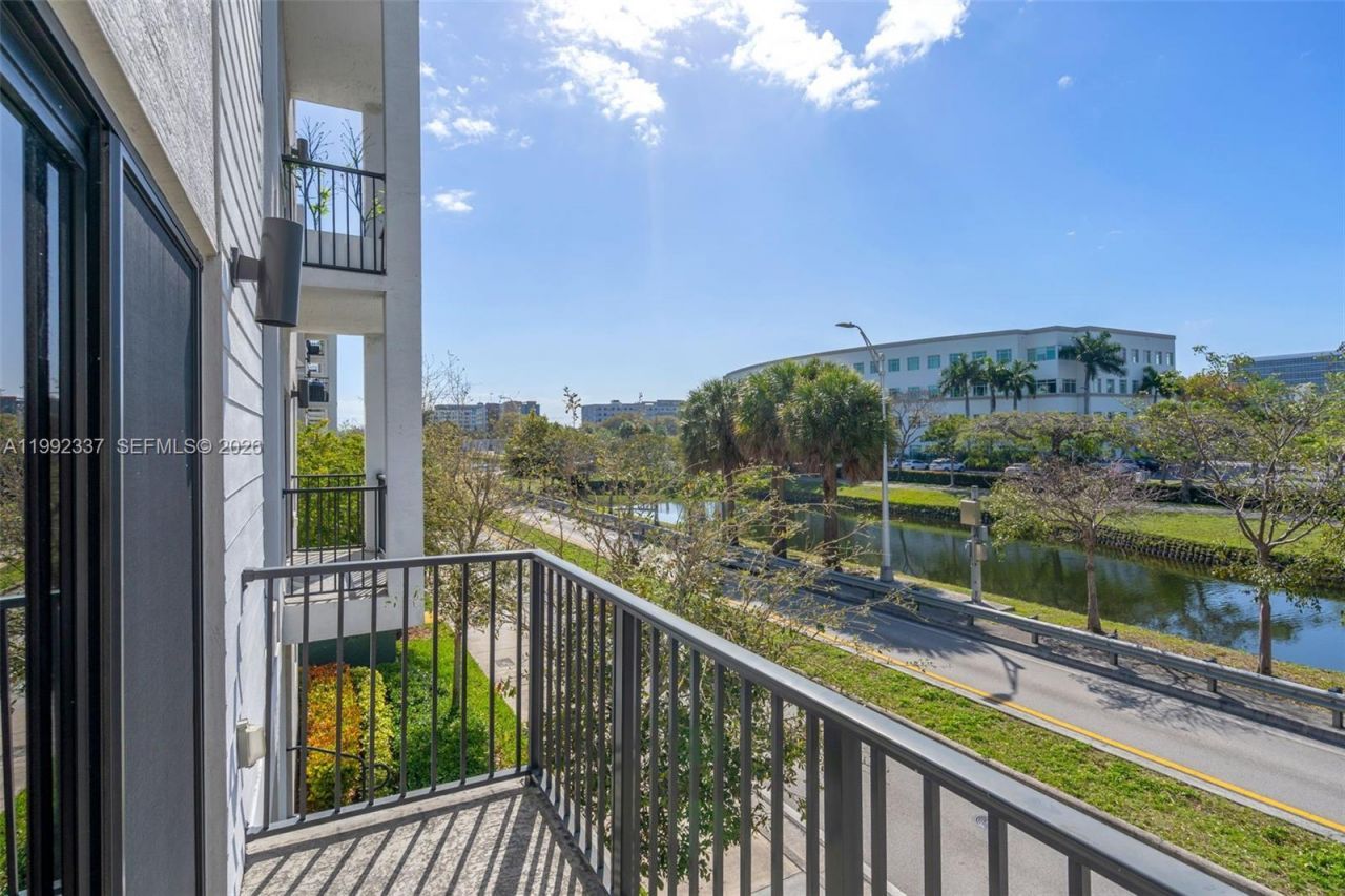 8363 NW 41st St , Unit A-109, Doral, FL 33166 Photo