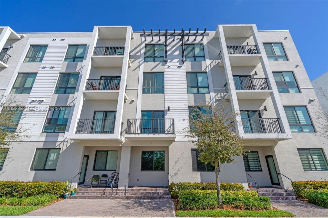 8363 NW 41st St , Unit A-109, Doral, FL 33166 Photo