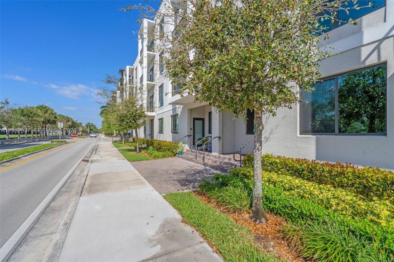 8363 NW 41st St , Unit A-109, Doral, FL 33166 Photo