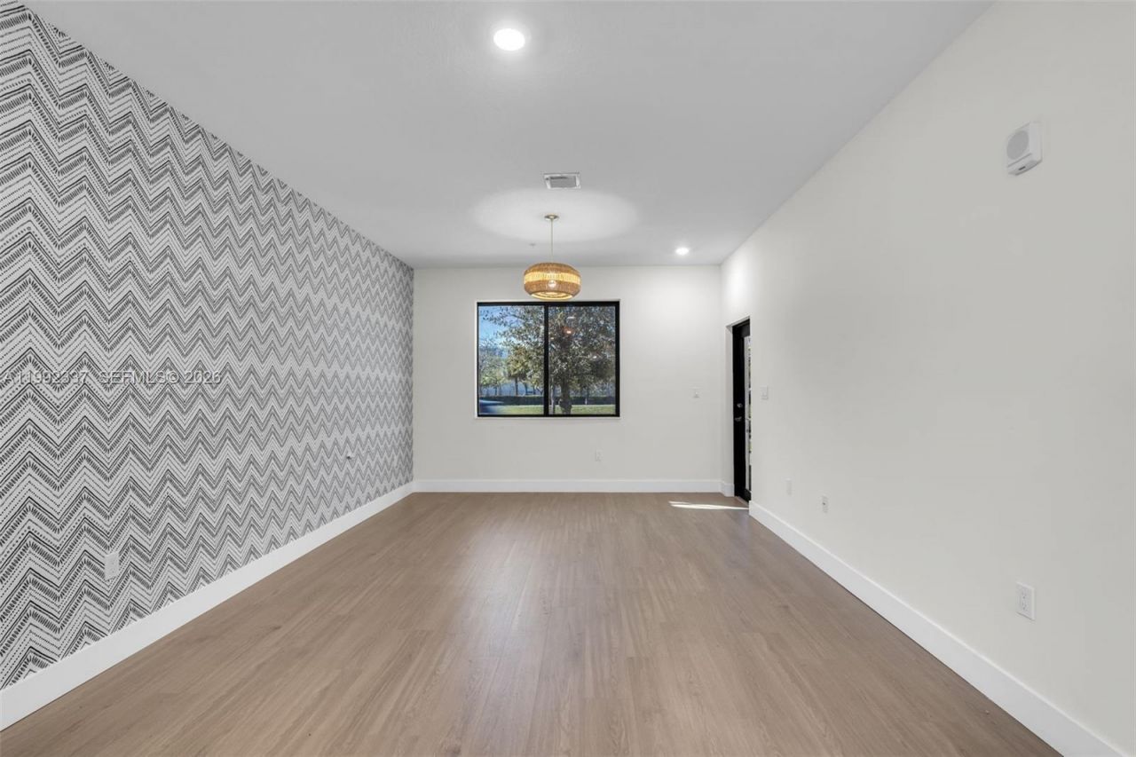 8363 NW 41st St , Unit A-109, Doral, FL 33166 Photo