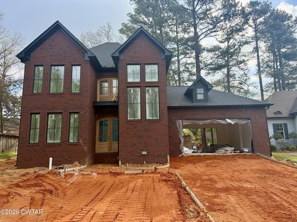 12 Oakmont Woods Drive , Jackson, TN 38305