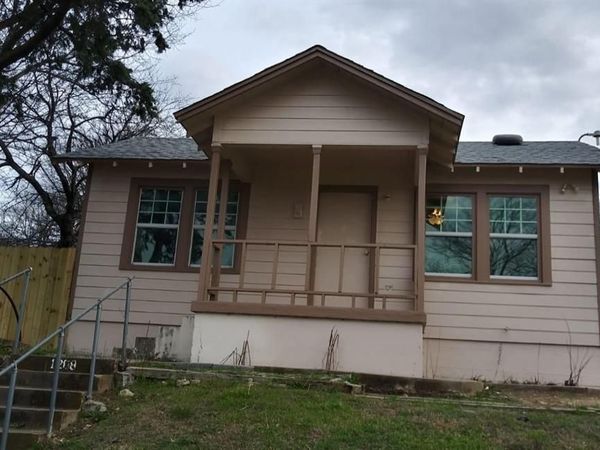 1208 E Magnolia Avenue, Fort Worth, TX 76104