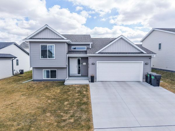 6138 Sandstone Street NW, Rochester, MN 55901