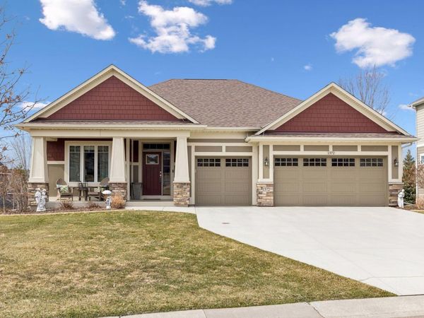 1372 Pleasant Lake Drive, Woodbury, MN 55129